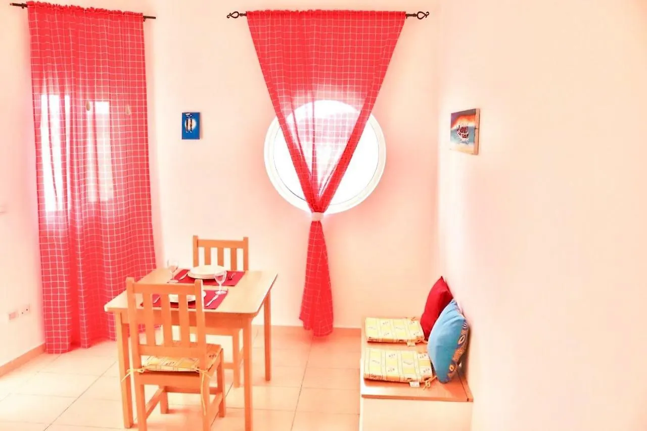 Lovely Studio Apartment Right In Front Of Estoril Beach Just 1 Minute From The Ocean Sal Rei Kap Verde